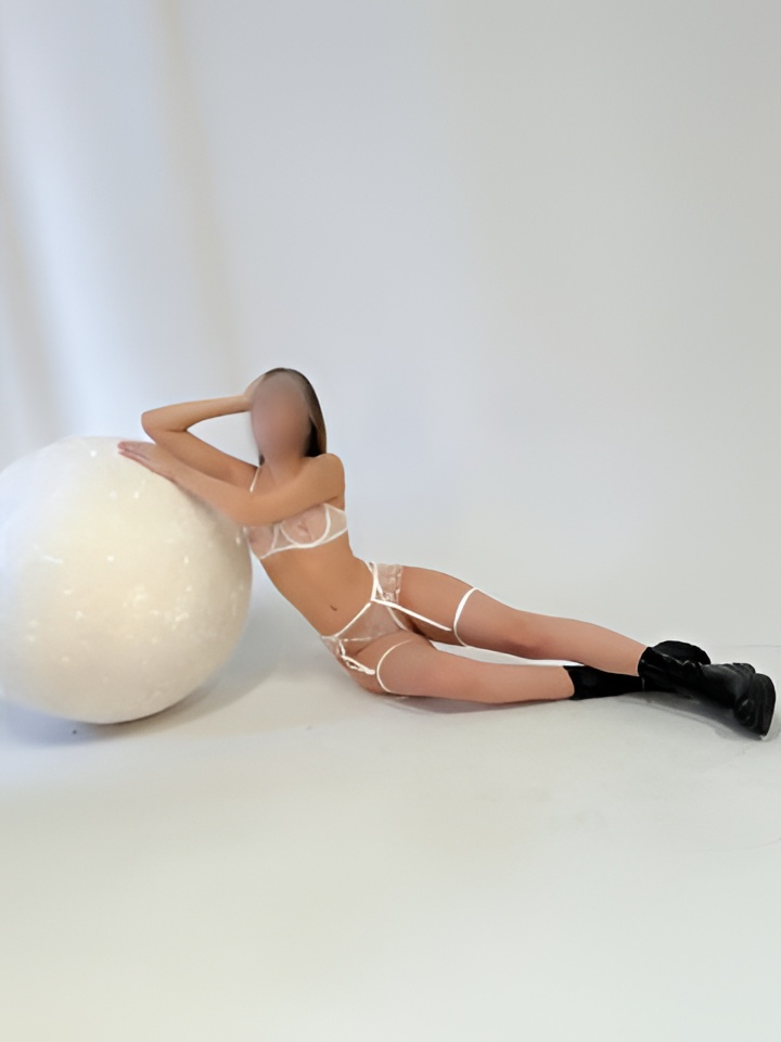 Индивидуалка Эмма, доступна для личного знакомства от 10000 руб