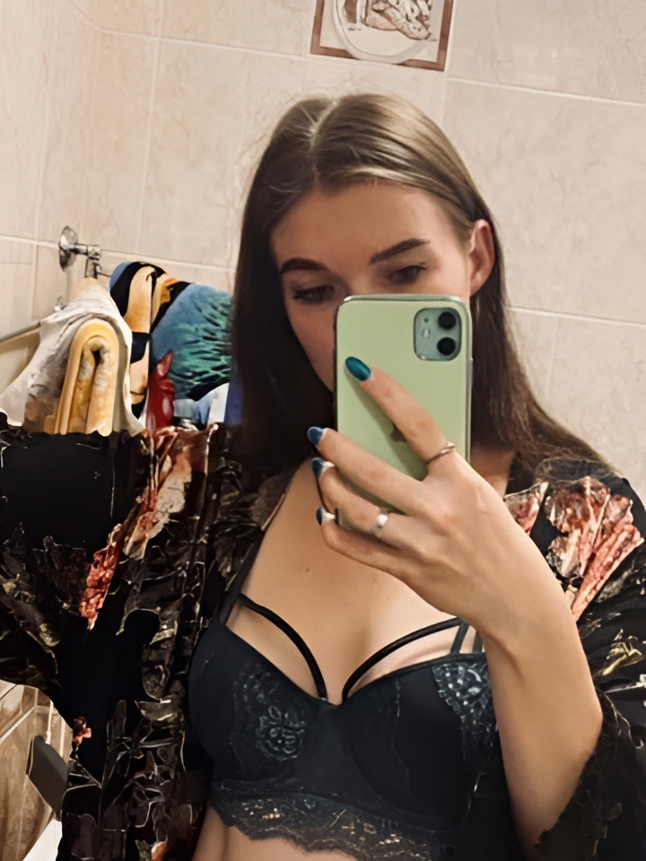 Индивидуалка Лаура, доступна для личного знакомства от 5000 руб