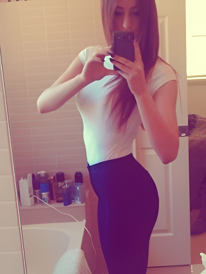 Варвара привлекальеная девушка из Севастополя цена от 2500 руб