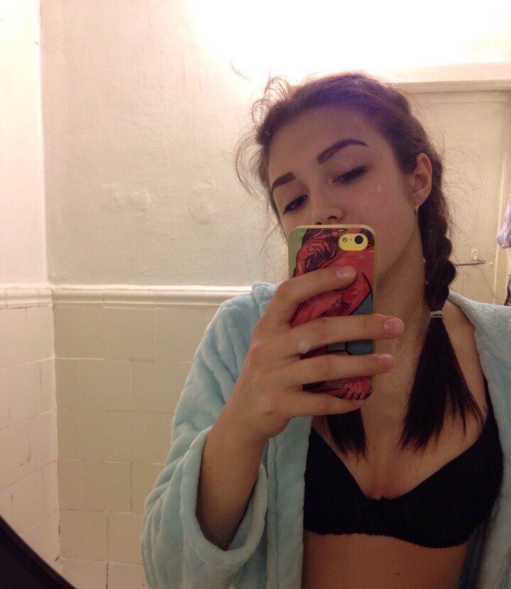 Надежда привлекальеная девушка из Севастополя цена от 3000 руб