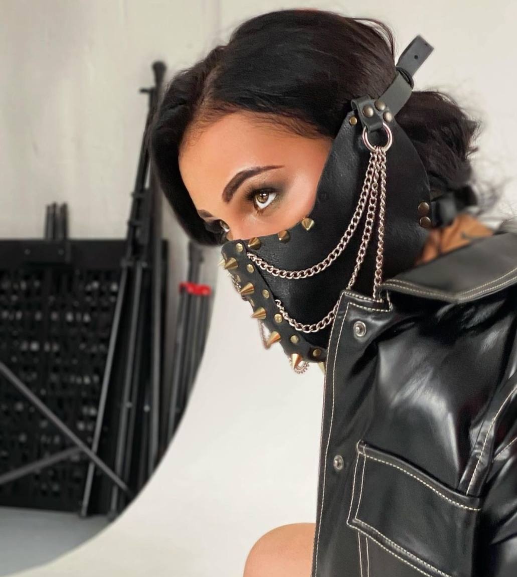 Ирина привлекальеная девушка из Севастополя цена от 8000 руб