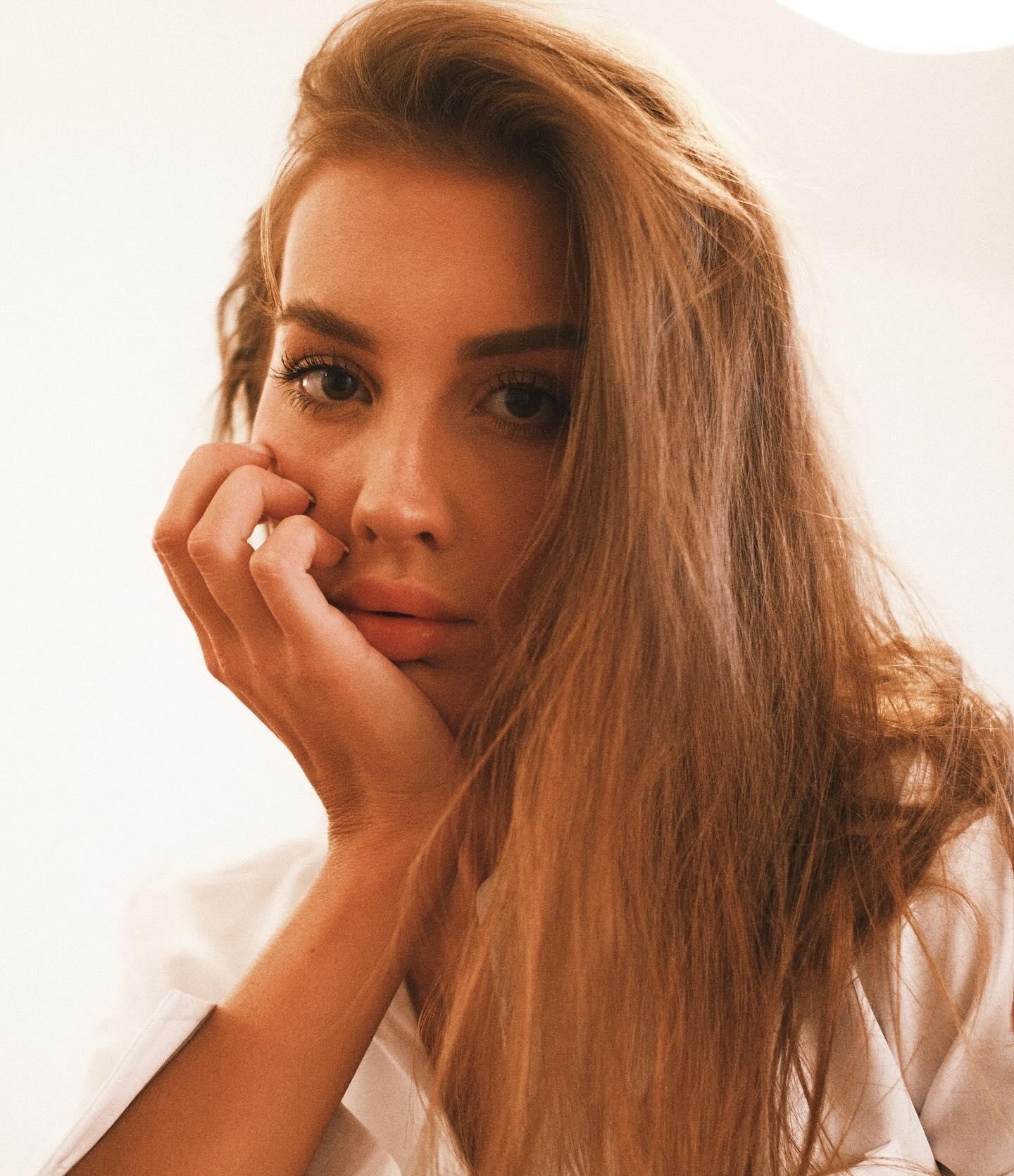 Ангелина привлекальеная девушка из Севастополя цена от 4000 руб