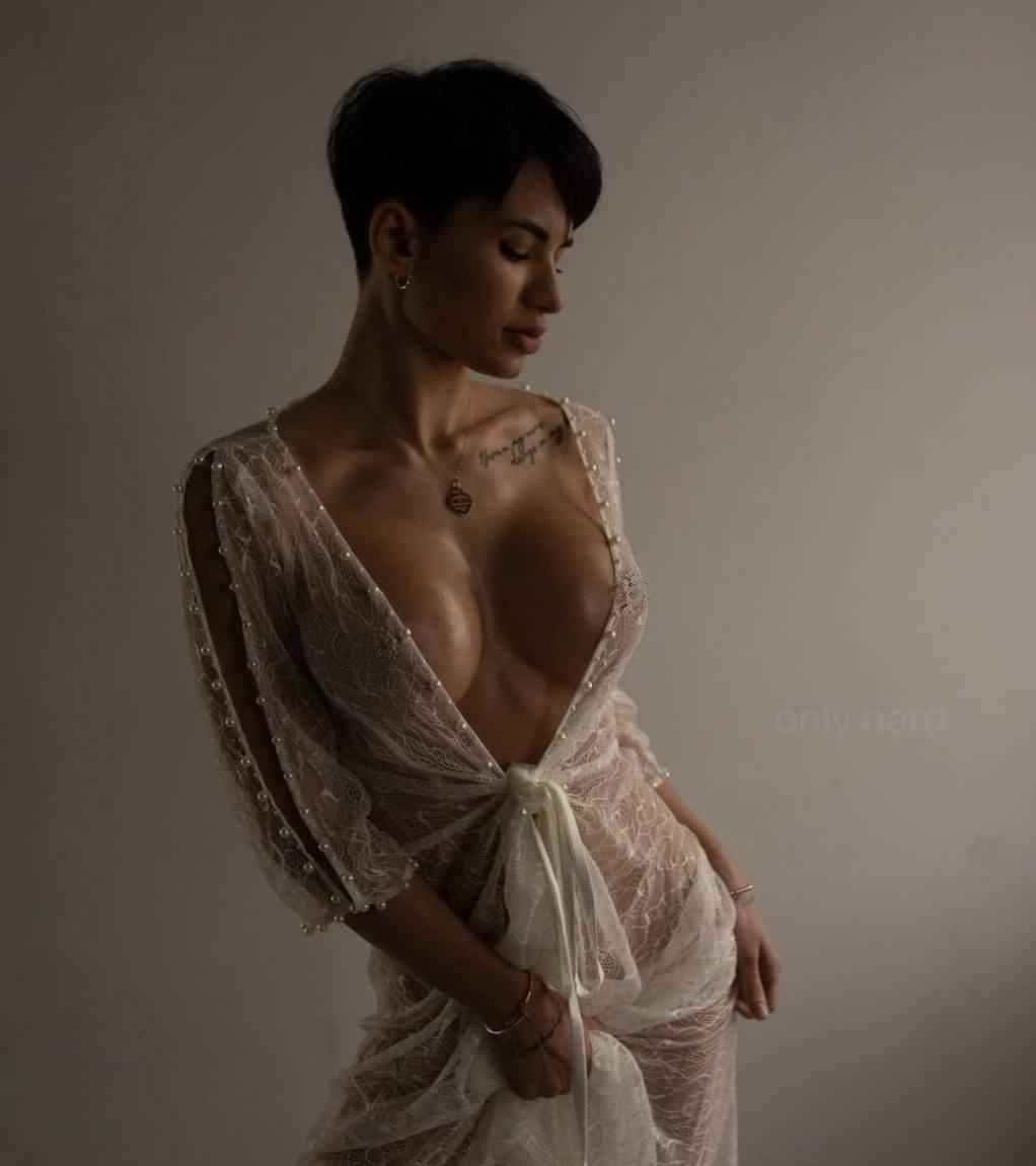 Ника привлекальеная девушка из Севастополя цена от 7000 руб