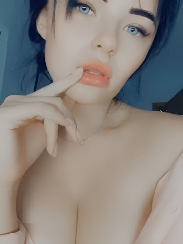 Эдита привлекательная девушка из Севастополя цена от 2000 руб