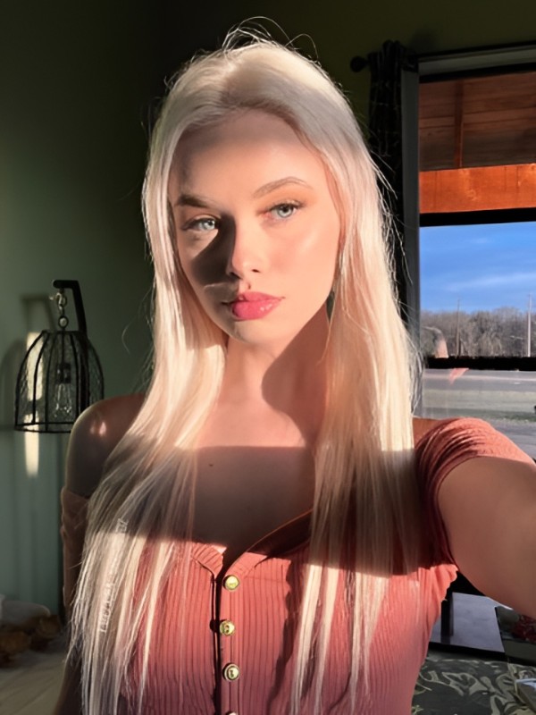 Оксана привлекательная девушка из Севастополя цена от 4000 руб