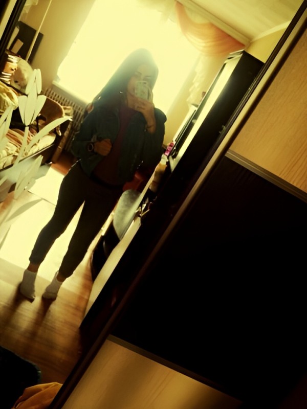 Жанна привлекательная девушка из Севастополя цена от 1500 руб